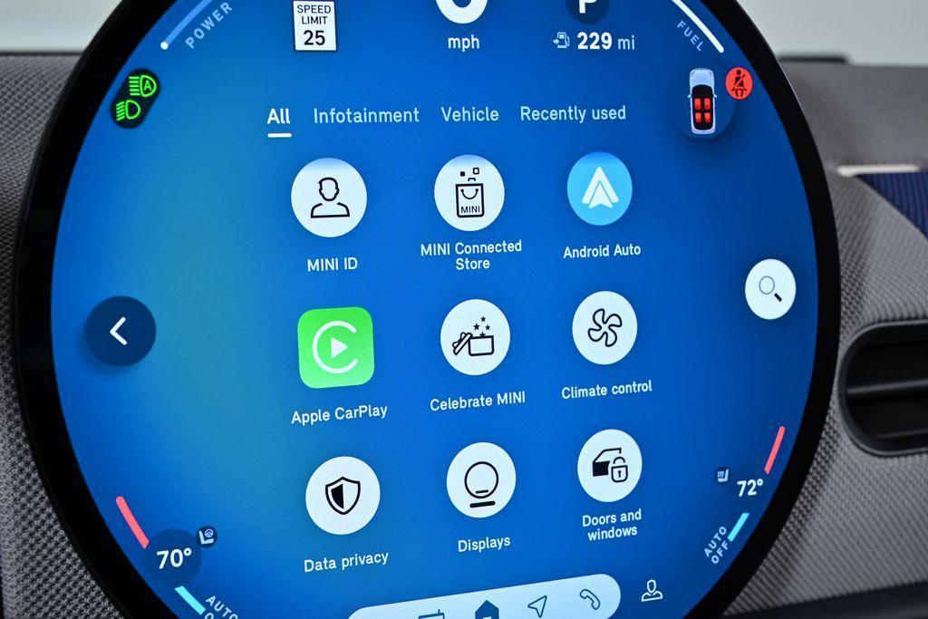 used 2025 MINI Hardtop car, priced at $28,000