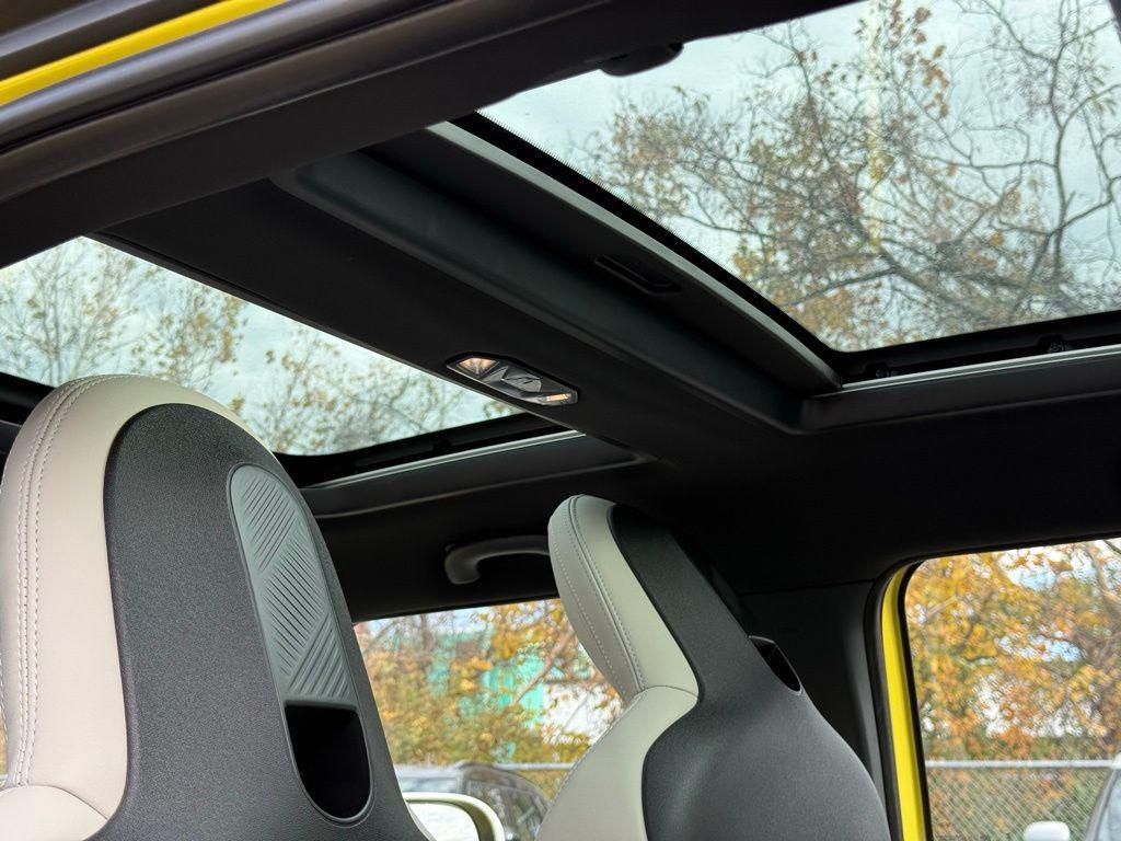 new 2026 MINI Hardtop car, priced at $38,210