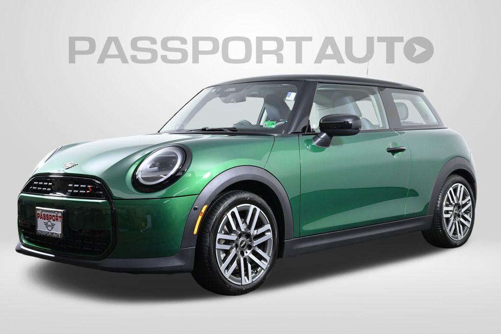 used 2025 MINI Hardtop car, priced at $29,000