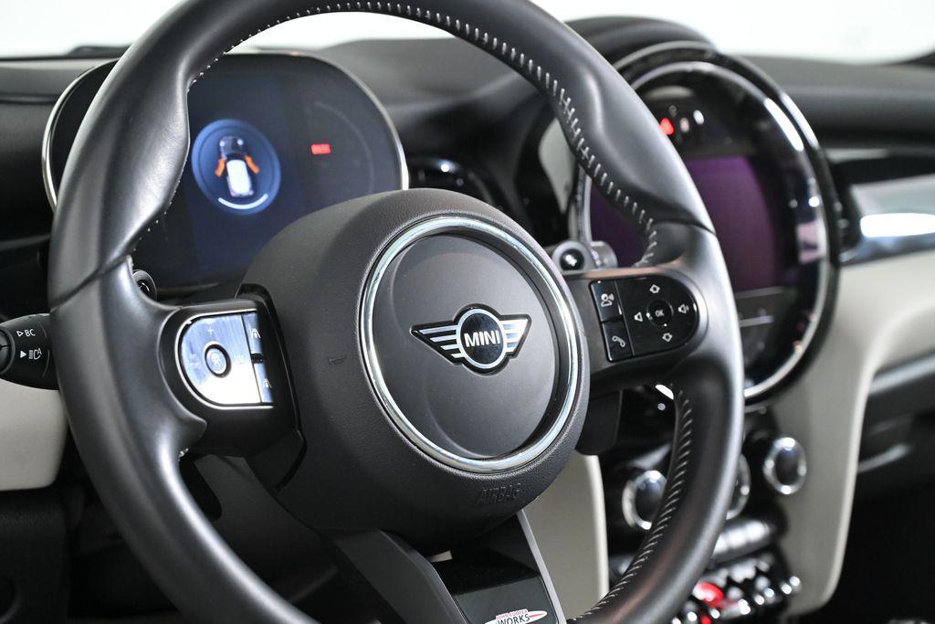 used 2023 MINI Hardtop car, priced at $28,500