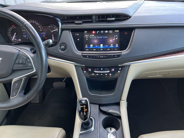 used 2017 Cadillac XT5 car, priced at $12,500