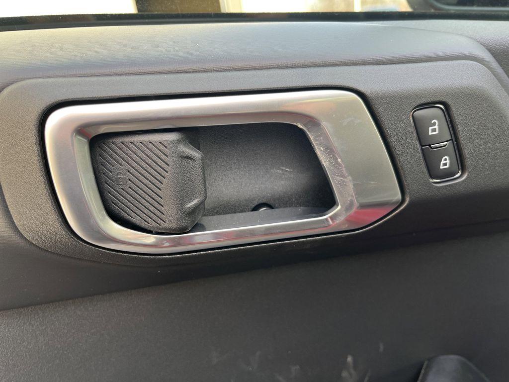 new 2025 Ford Bronco car, priced at $51,365