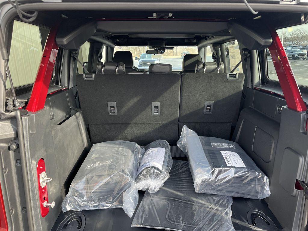 new 2025 Ford Bronco car, priced at $51,365