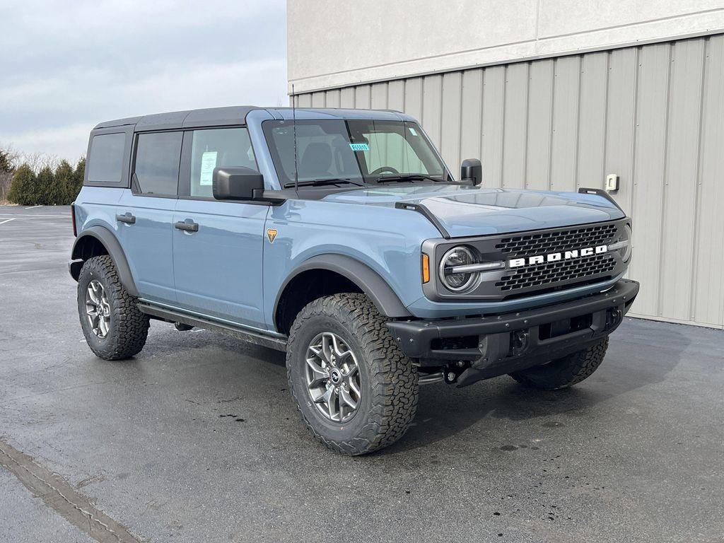 new 2025 Ford Bronco car, priced at $53,763