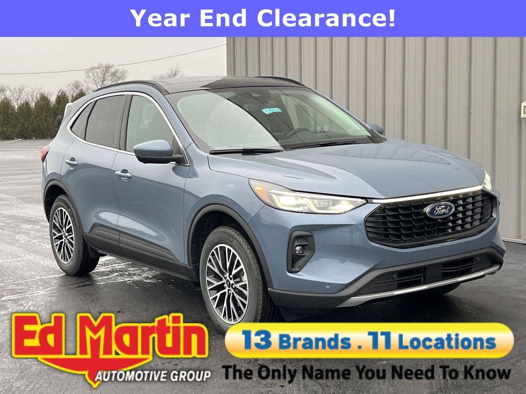 new 2026 Ford Escape PHEV car, priced at $34,307