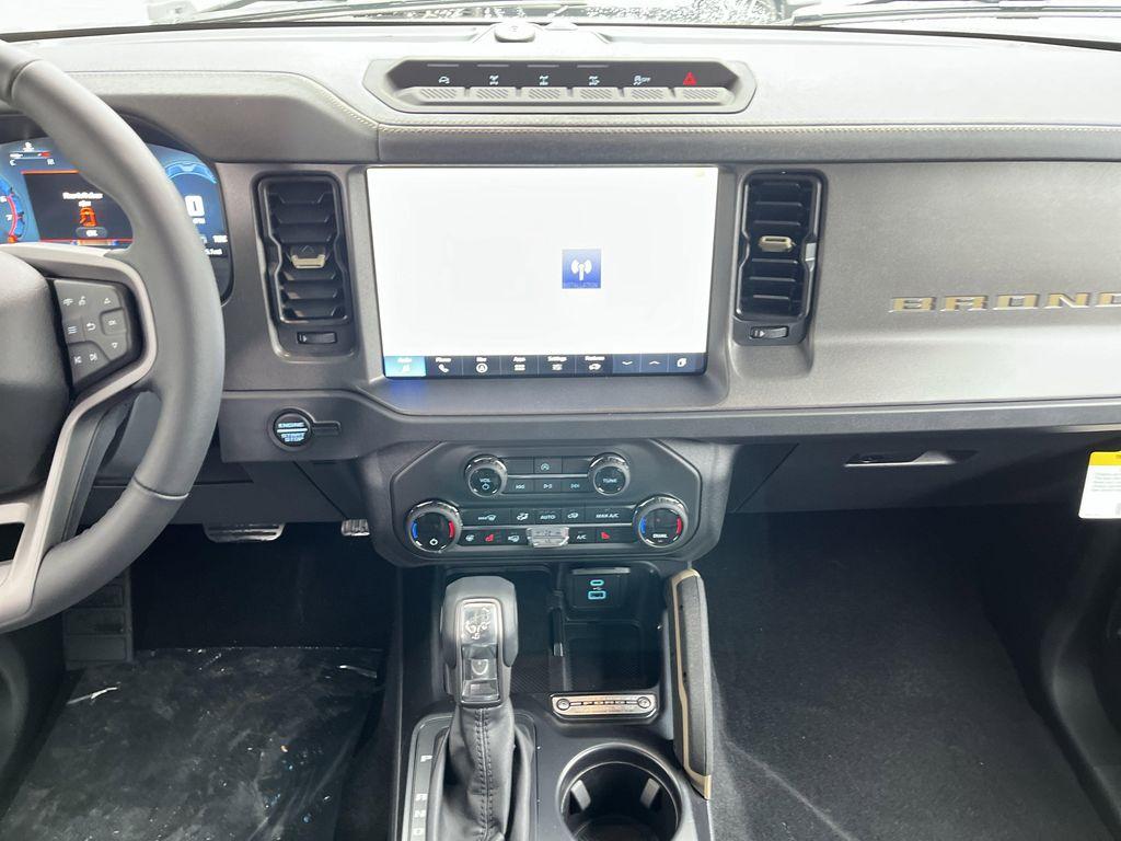new 2025 Ford Bronco car, priced at $58,655