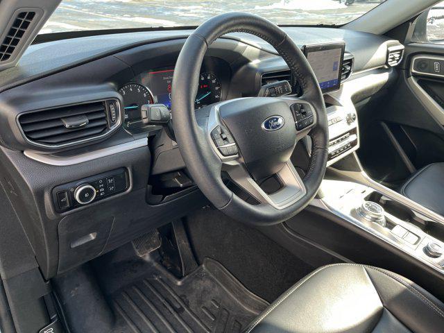 used 2024 Ford Explorer car, priced at $33,995