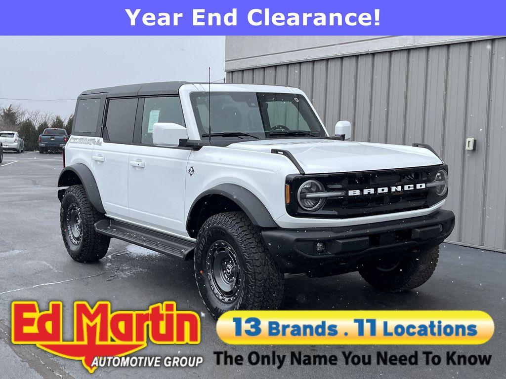 new 2025 Ford Bronco car, priced at $52,324