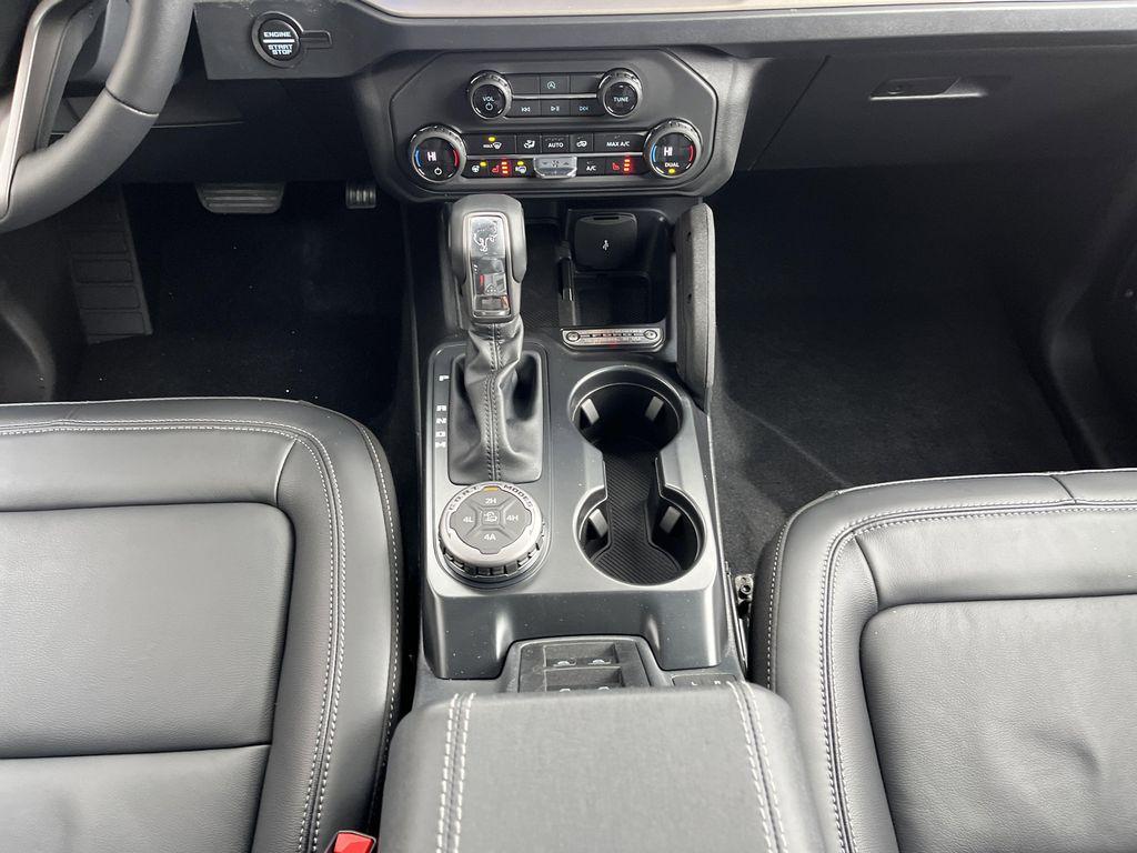 new 2025 Ford Bronco car, priced at $52,324