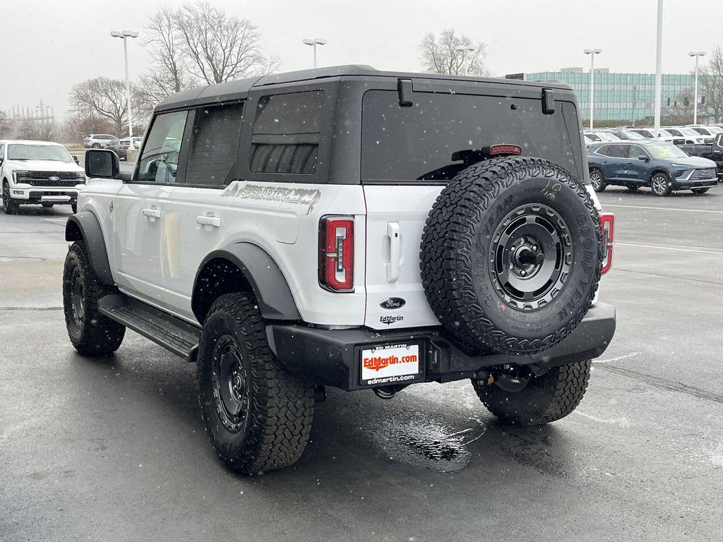 new 2025 Ford Bronco car, priced at $52,324