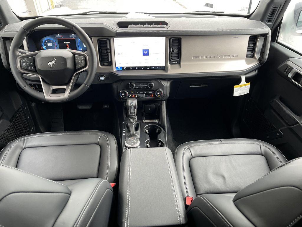 new 2025 Ford Bronco car, priced at $52,324