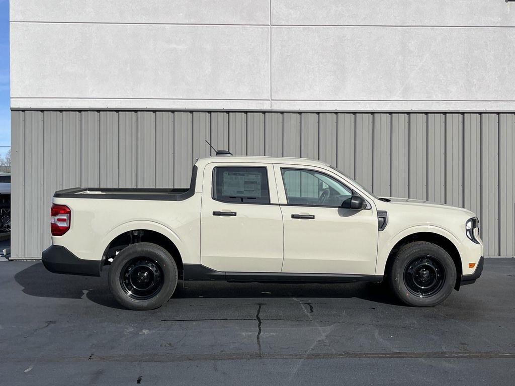new 2025 Ford Maverick car, priced at $28,958