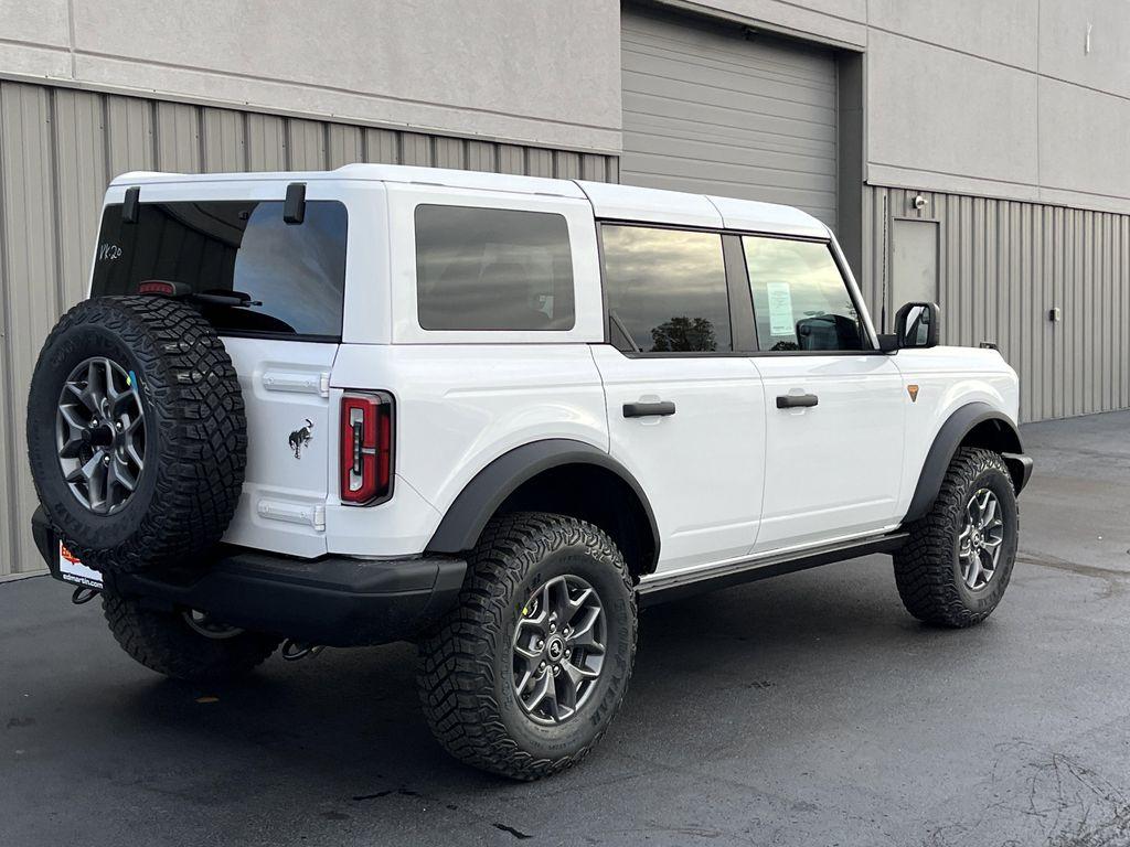 new 2025 Ford Bronco car, priced at $51,887