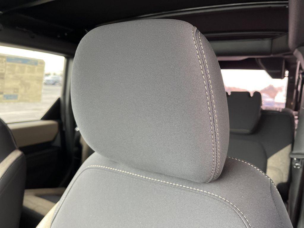 new 2025 Ford Bronco car, priced at $38,795