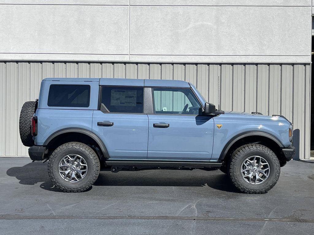 new 2025 Ford Bronco car, priced at $54,527