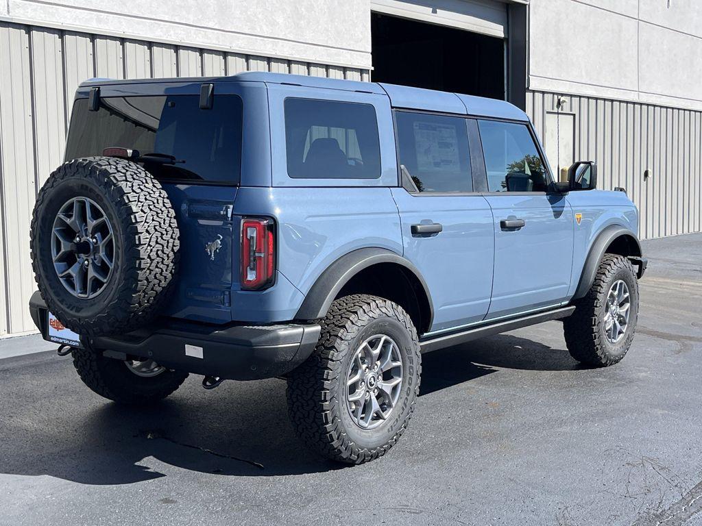 new 2025 Ford Bronco car, priced at $54,527