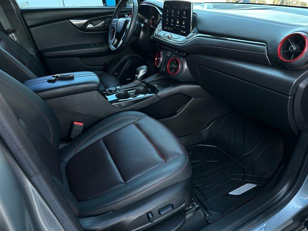 used 2024 Chevrolet Blazer car, priced at $31,706