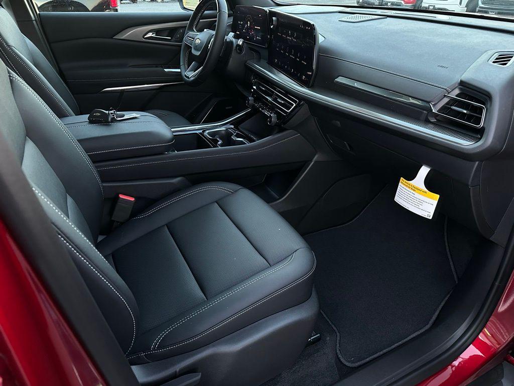 new 2026 Chevrolet Traverse car, priced at $45,992