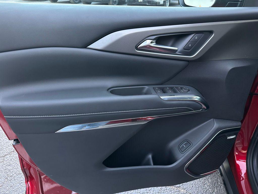 new 2026 Chevrolet Traverse car, priced at $45,992