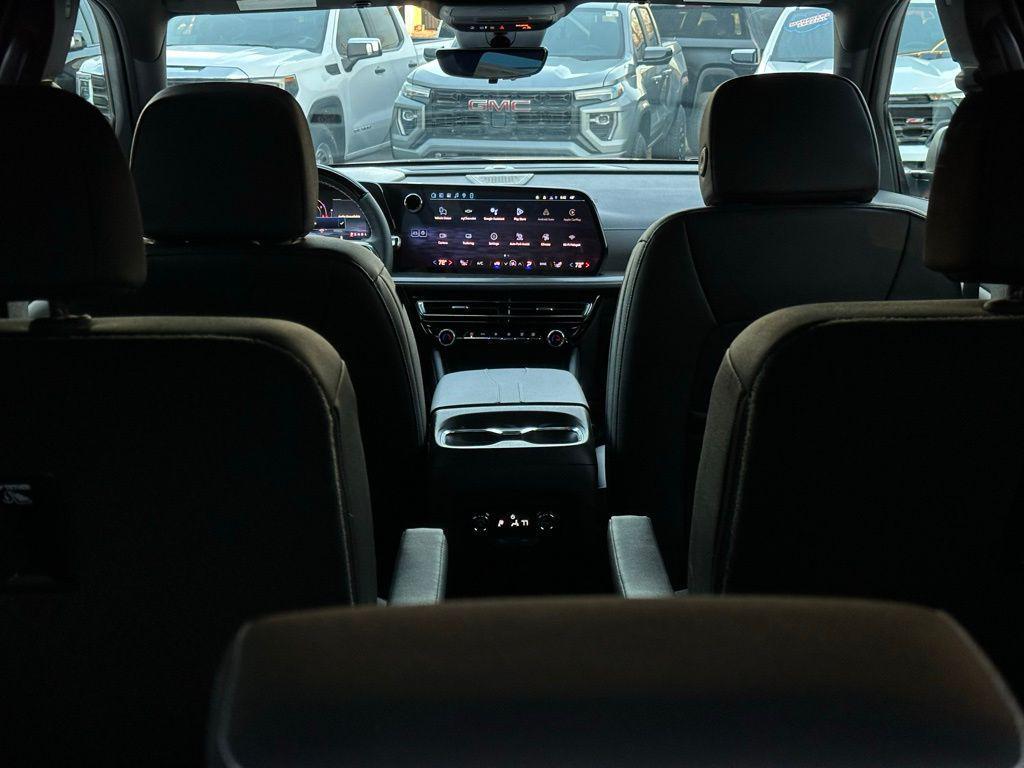 new 2026 Chevrolet Traverse car, priced at $45,992