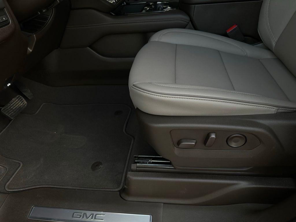 new 2026 GMC Yukon XL car, priced at $83,391