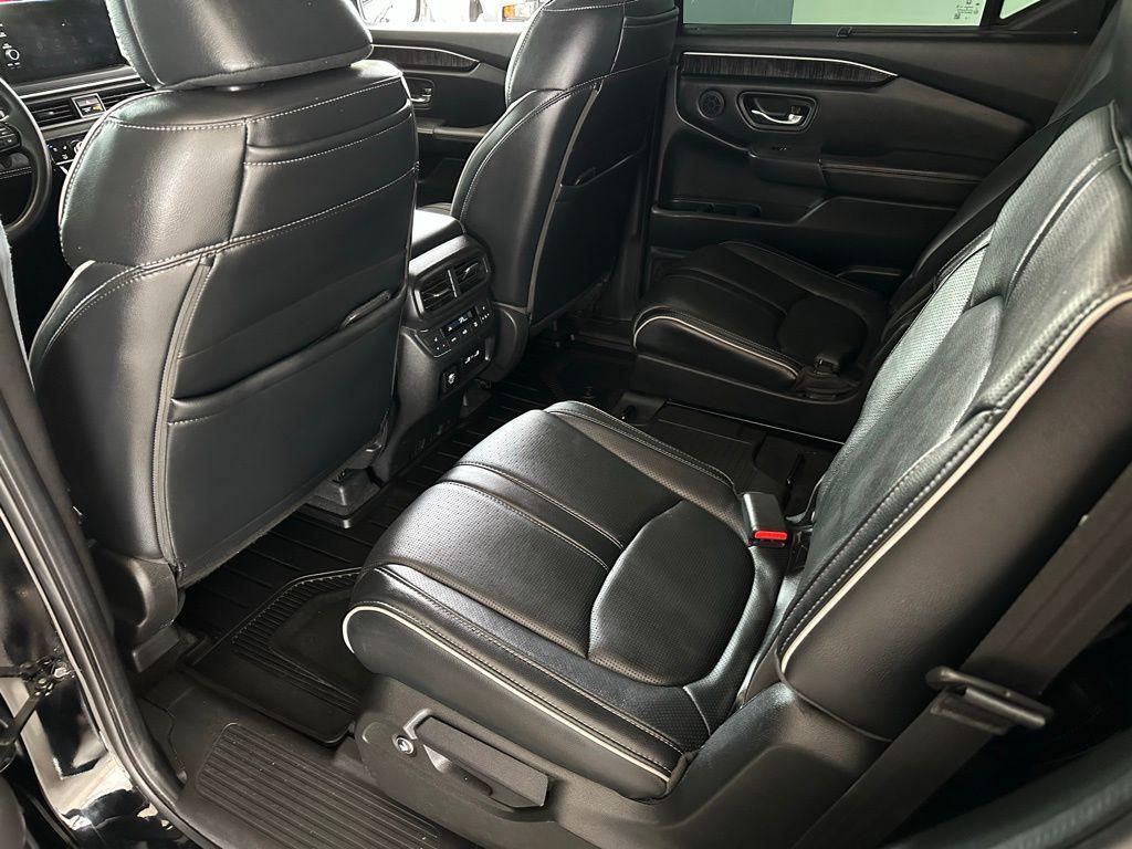used 2023 Honda Pilot car, priced at $37,569