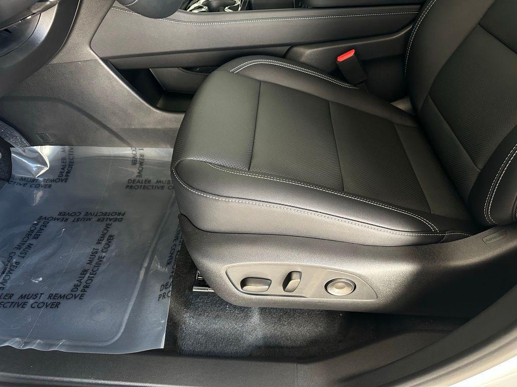 new 2026 Chevrolet Traverse car, priced at $44,944