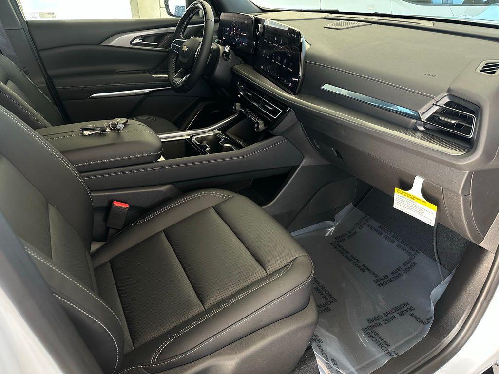 new 2026 Chevrolet Traverse car, priced at $44,944