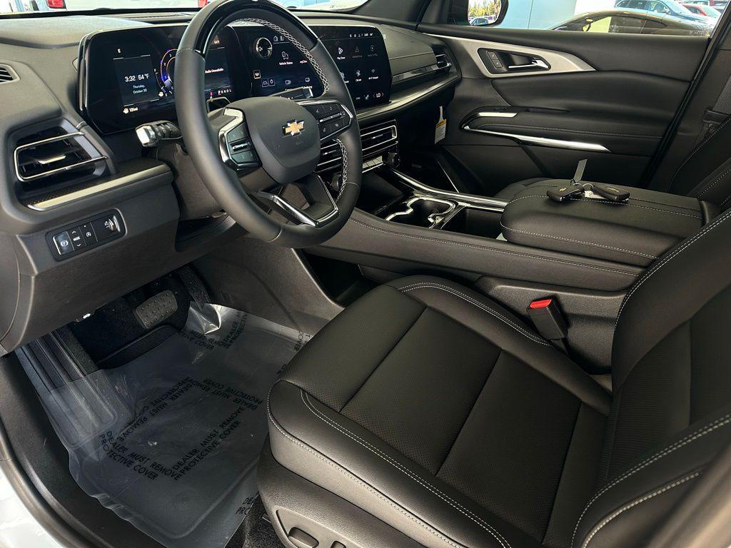 new 2026 Chevrolet Traverse car, priced at $44,944