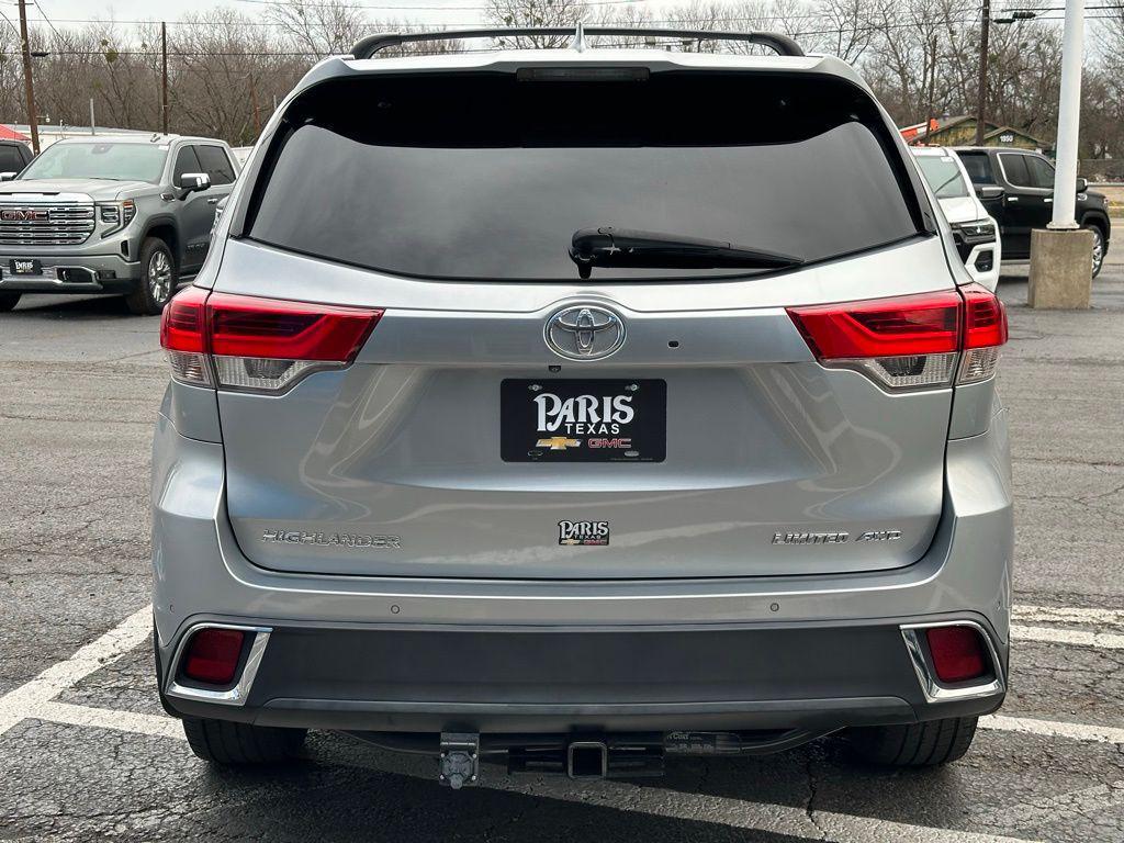 used 2019 Toyota Highlander car, priced at $22,586