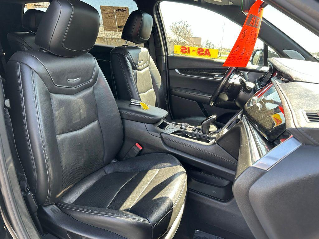 used 2020 Cadillac XT6 car, priced at $23,578