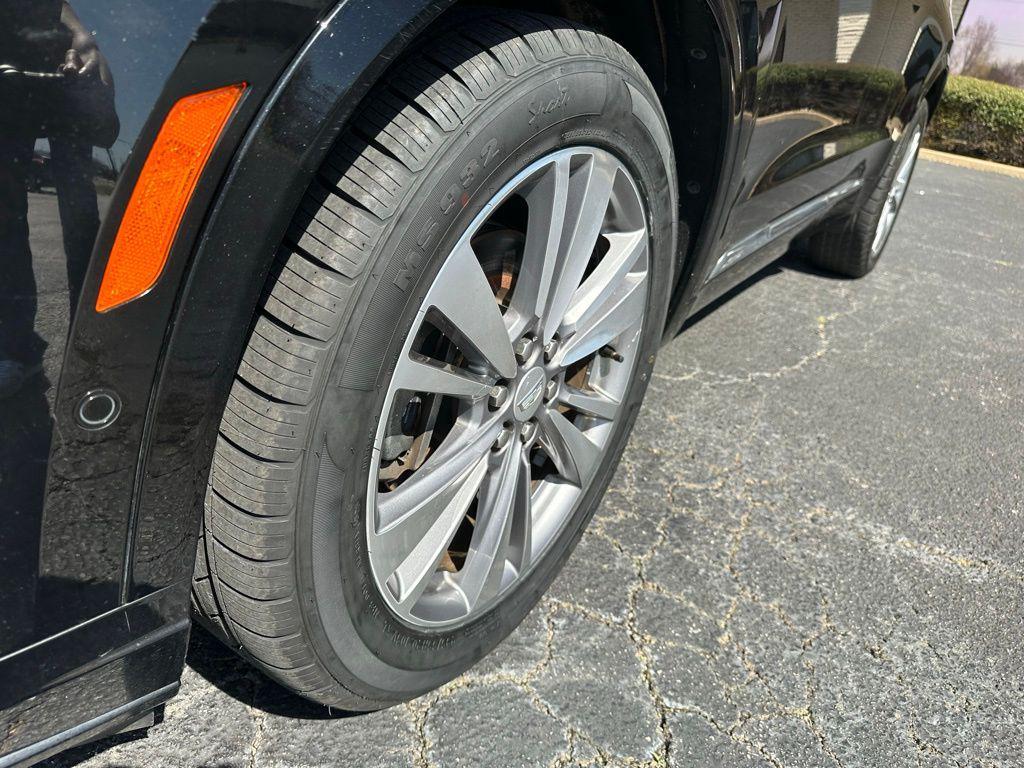 used 2020 Cadillac XT6 car, priced at $23,578