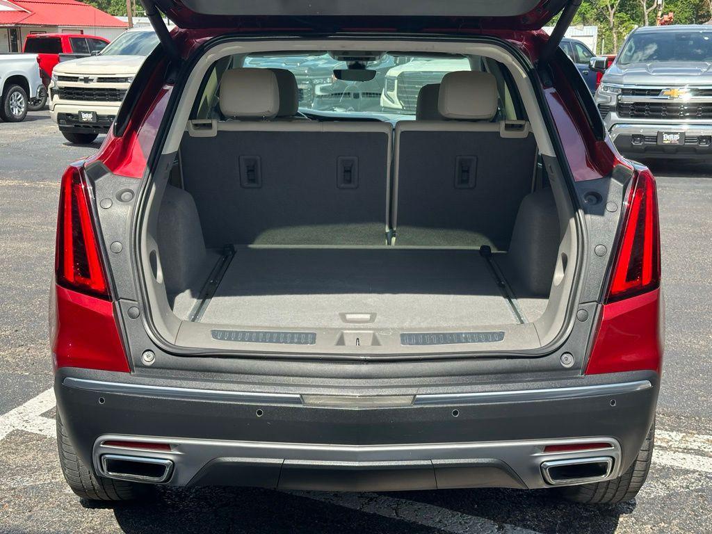 used 2021 Cadillac XT5 car, priced at $20,760