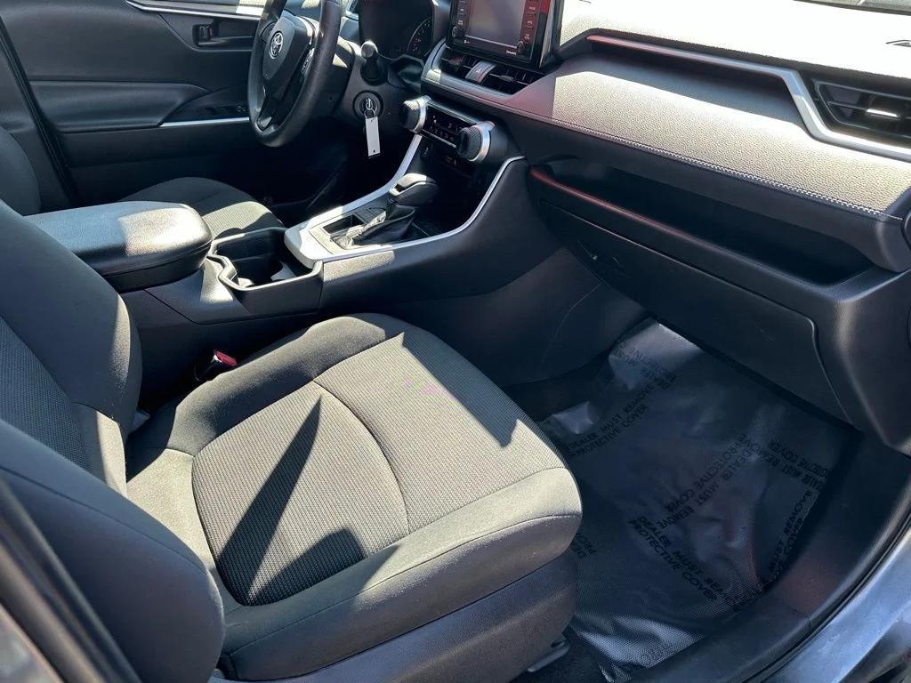 used 2020 Toyota RAV4 car, priced at $16,414
