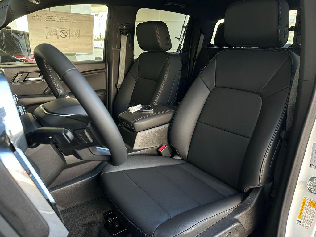 new 2026 GMC Canyon car, priced at $39,479