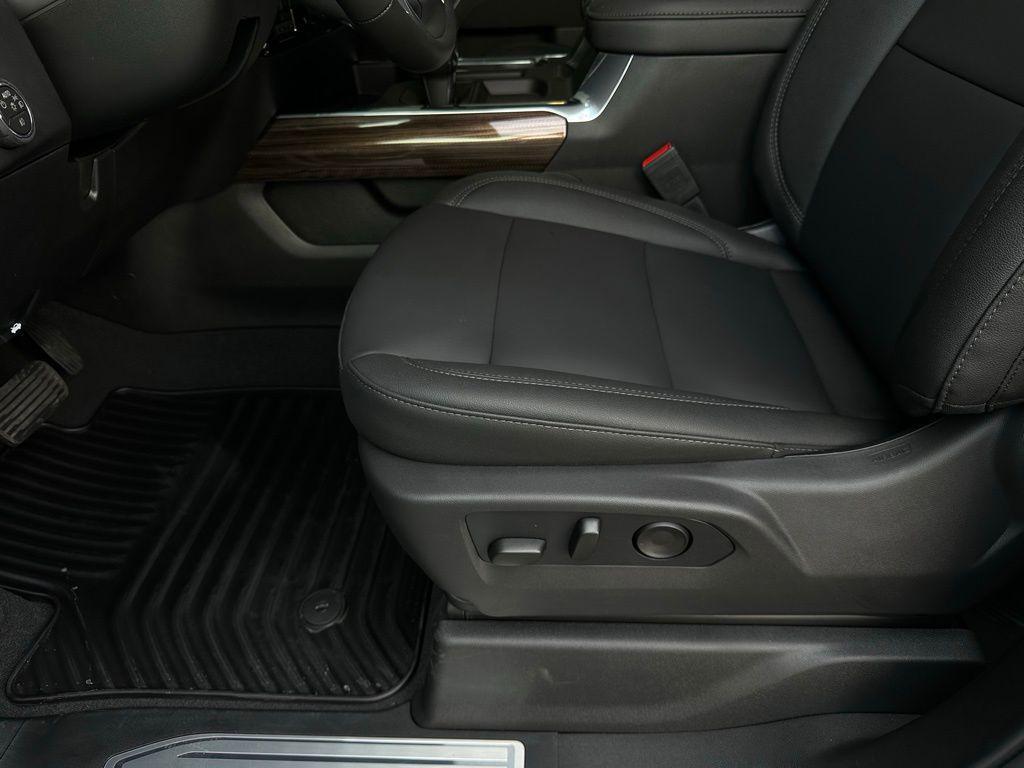 new 2026 Chevrolet Silverado 1500 car, priced at $60,995