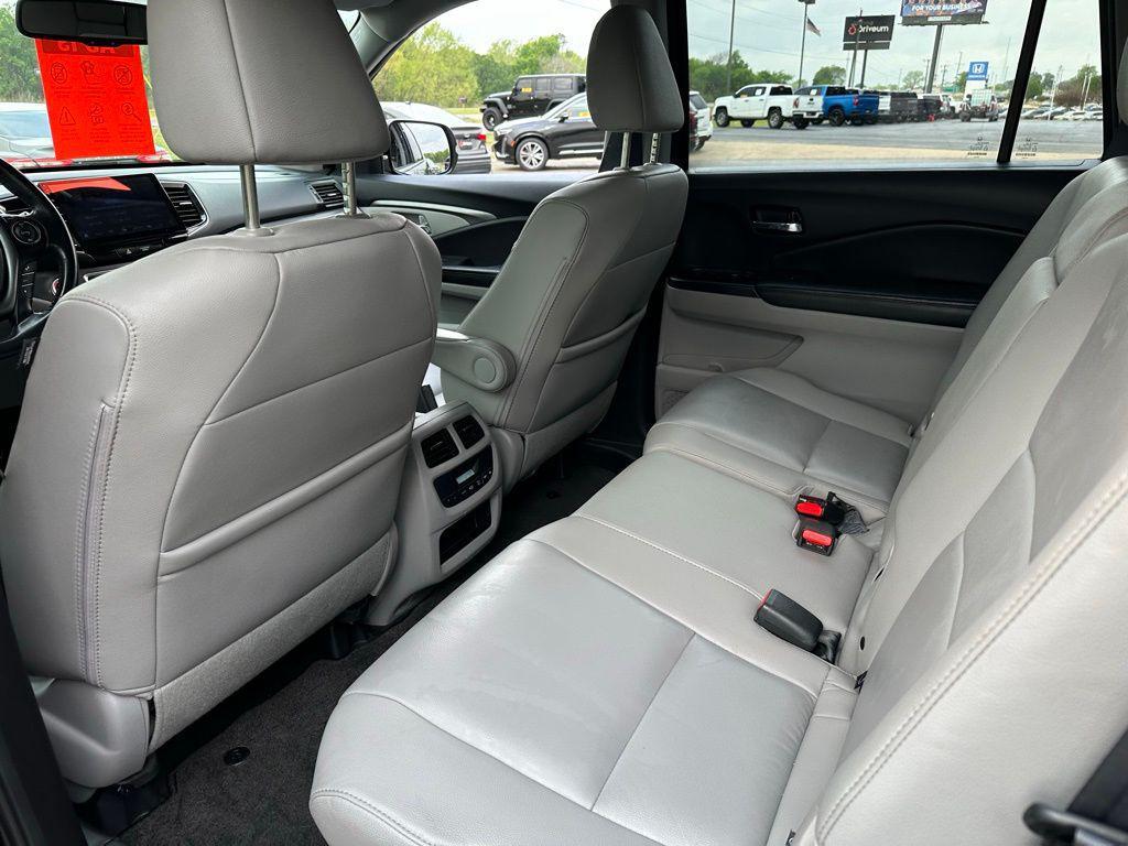 used 2016 Honda Pilot car, priced at $16,682