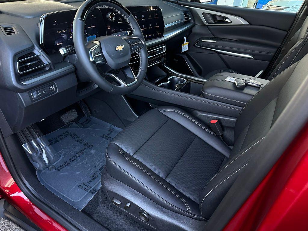 new 2026 Chevrolet Traverse car, priced at $45,504