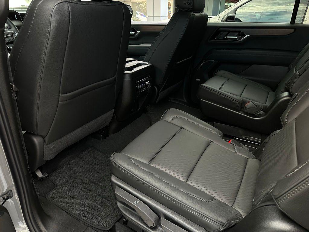 new 2026 GMC Yukon XL car, priced at $87,371