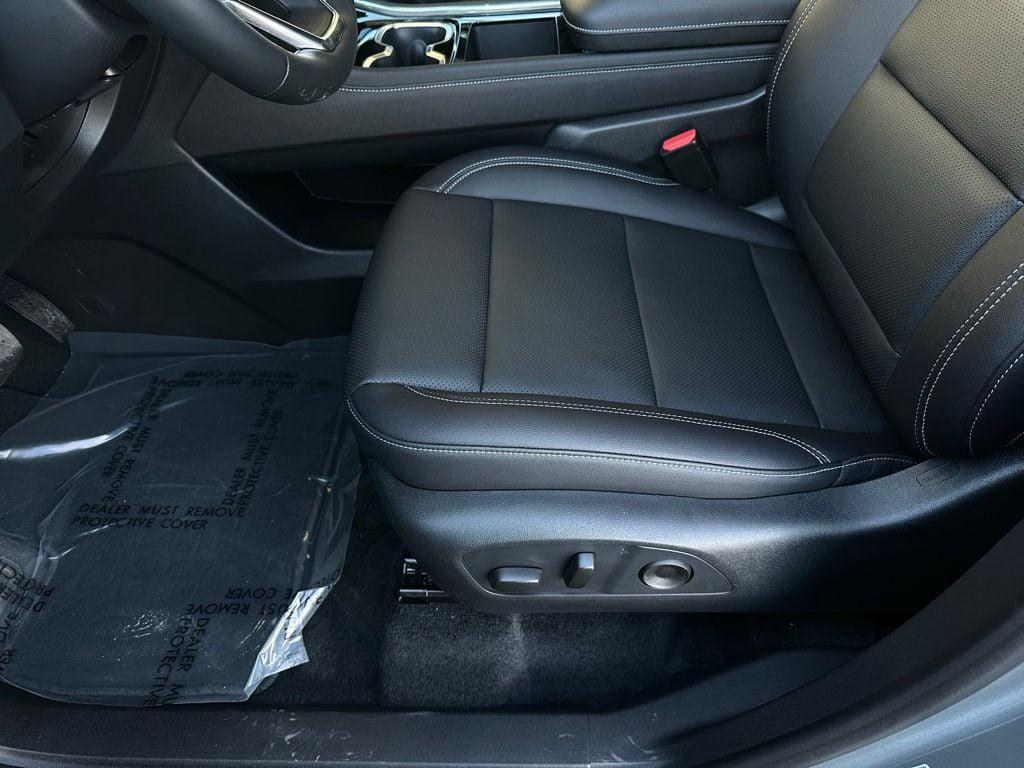 new 2026 Chevrolet Traverse car, priced at $46,400