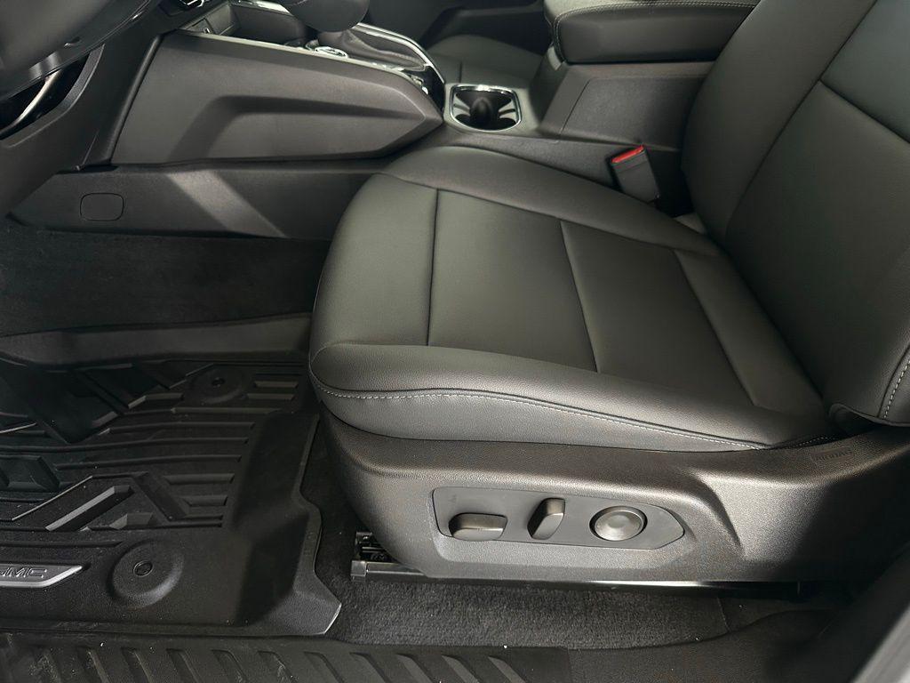 new 2026 GMC Canyon car, priced at $51,025