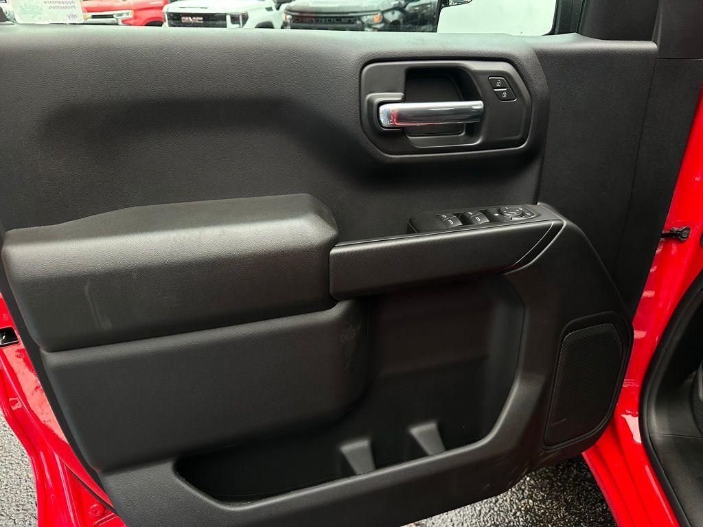 new 2026 Chevrolet Silverado 1500 car, priced at $40,285