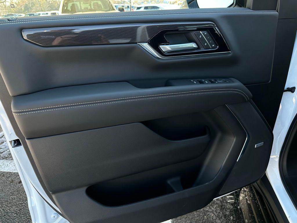 new 2026 GMC Yukon car, priced at $70,203