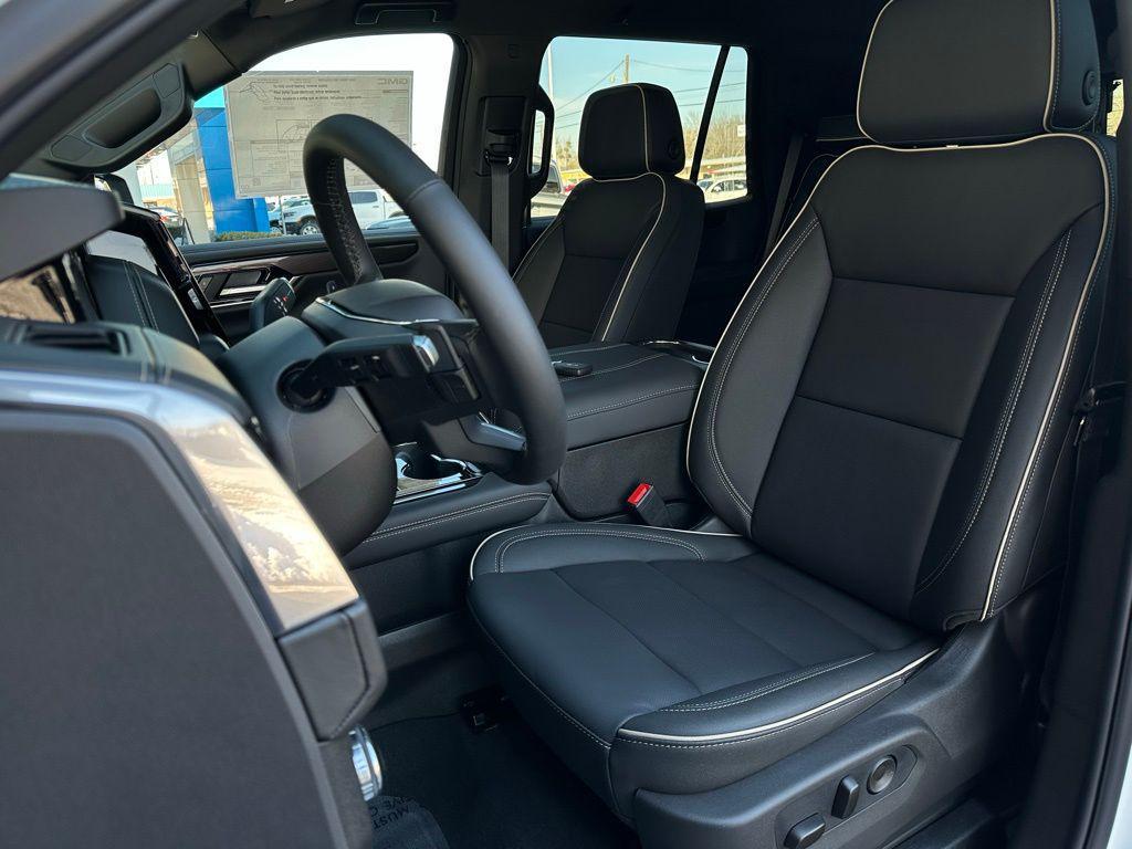 new 2026 GMC Yukon car, priced at $70,203