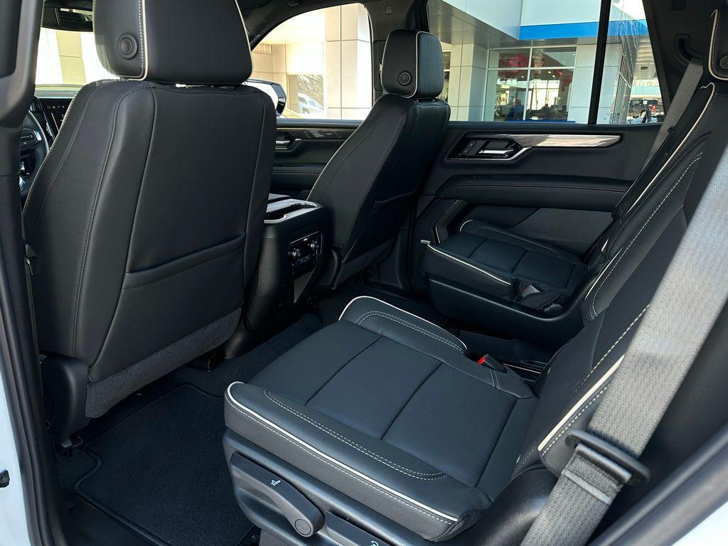 new 2026 GMC Yukon car, priced at $70,203