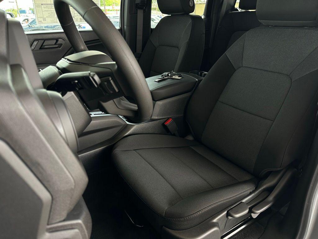 new 2026 Chevrolet Colorado car, priced at $33,354
