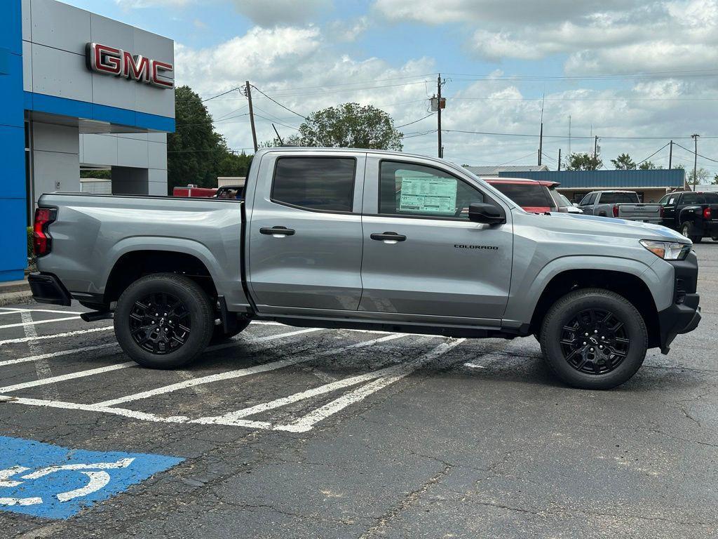 new 2026 Chevrolet Colorado car, priced at $33,354