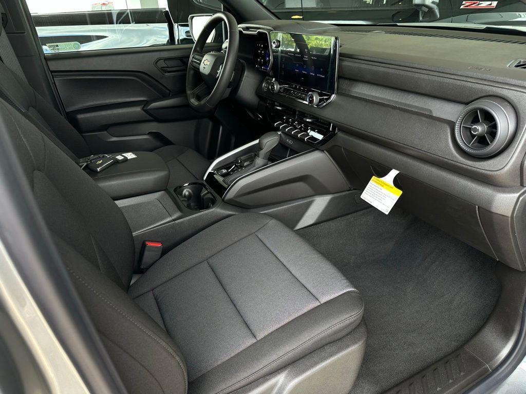 new 2026 Chevrolet Colorado car, priced at $33,354