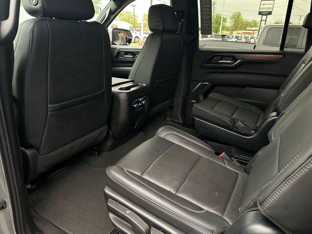used 2025 GMC Yukon XL car, priced at $71,177