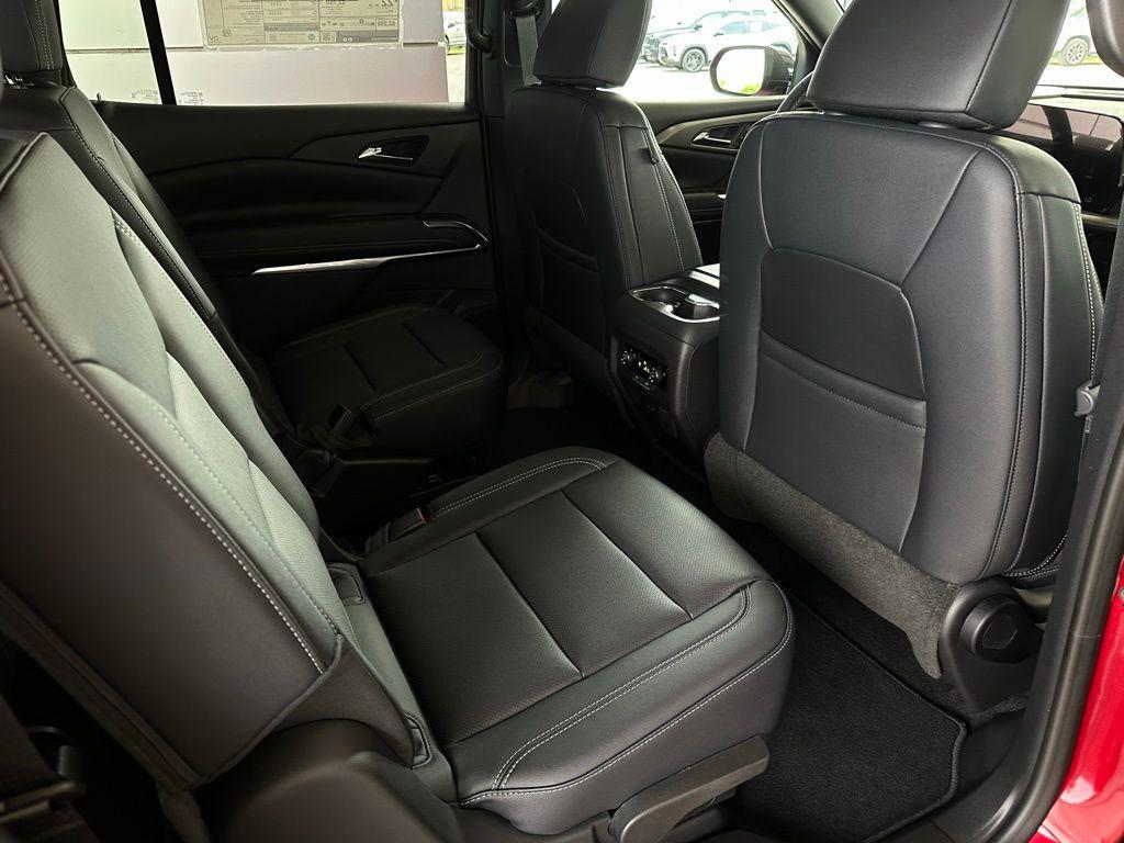 new 2026 Chevrolet Traverse car, priced at $42,337